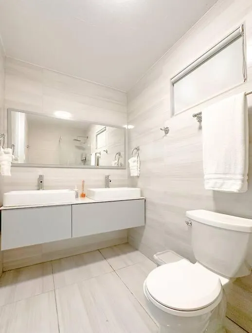 بيت للعطل New Boutique House With Pool Near The Beach أغوادا بورتوريكو